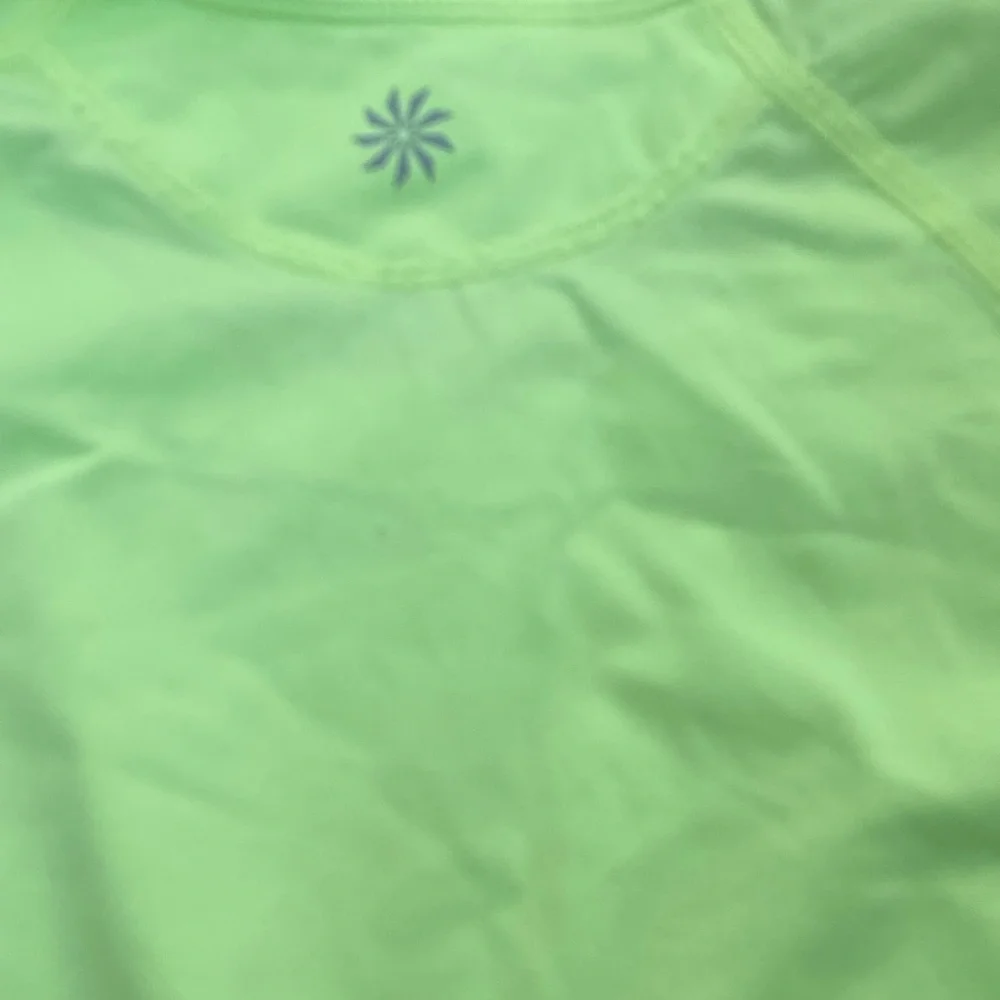 Athleta girls rashguard size XL (14)